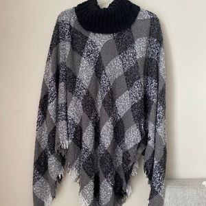 Knit turtleneck winter fall warm gray poncho